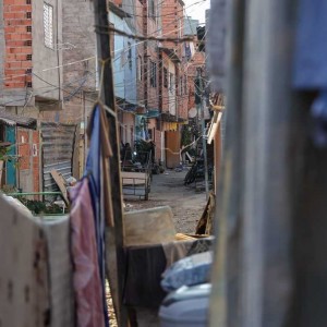 Com o tempo frio, Defesa Civil do Estado orienta sobre prevenção de incêndios em áreas vulneráveis